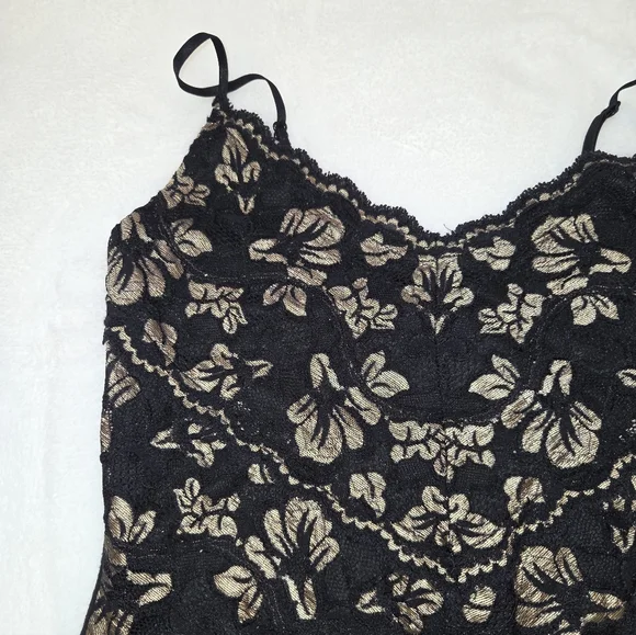Cache Black/Gold Lace Camisole - Picture 2 of 6